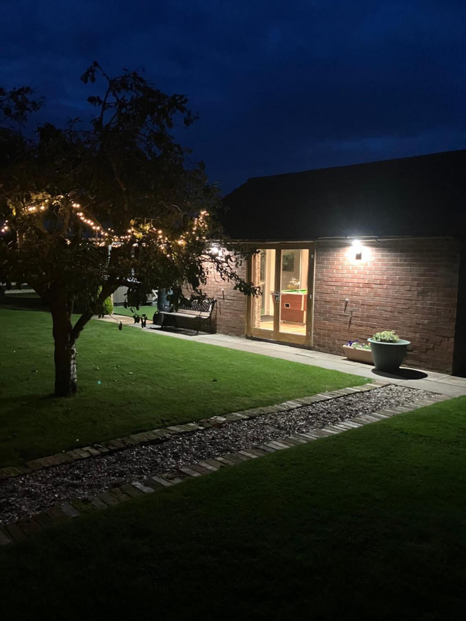Old Chapel House Tetney Lock Villa Grimsby Exterior foto